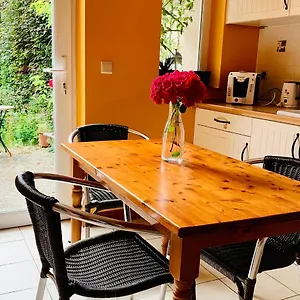 Bijou > Parvis St Pierre Appartement